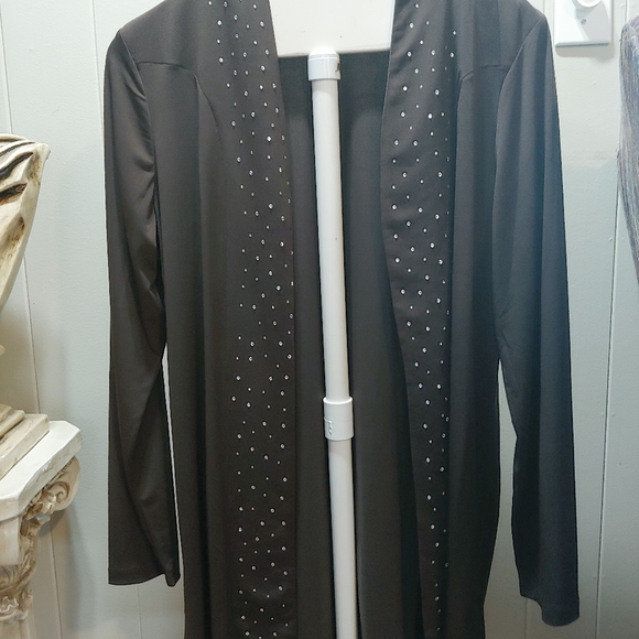 Quacker Factory- - Picture 1 of 7